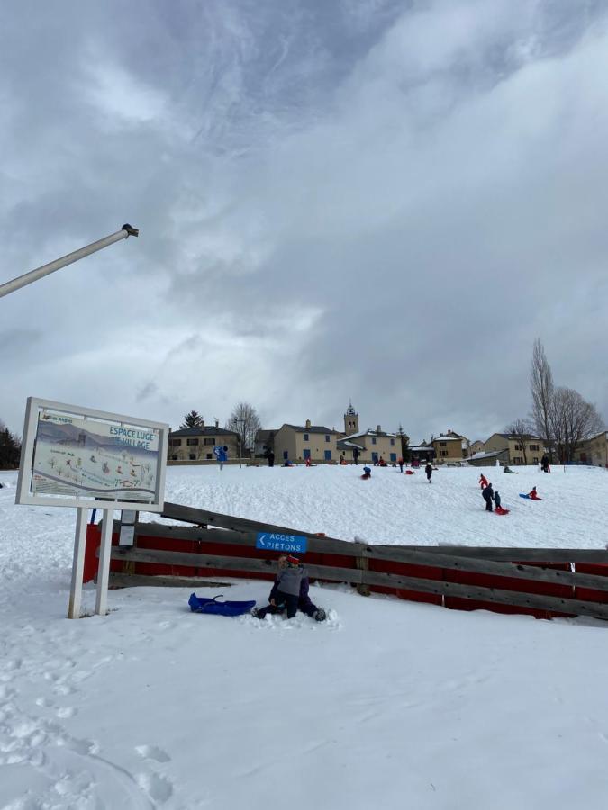Appartement Aux Pieds Des Pistes ! Les Angles  Luaran gambar